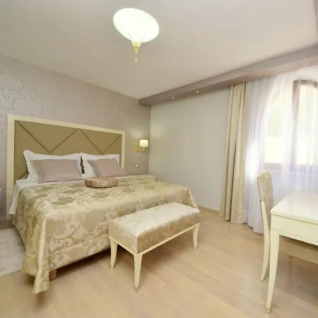 Mustra By Interhome *